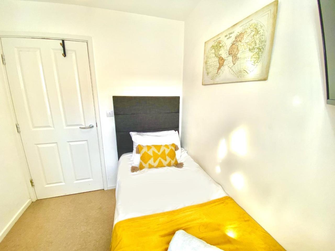 Walsall Group Accommodation Exterior photo